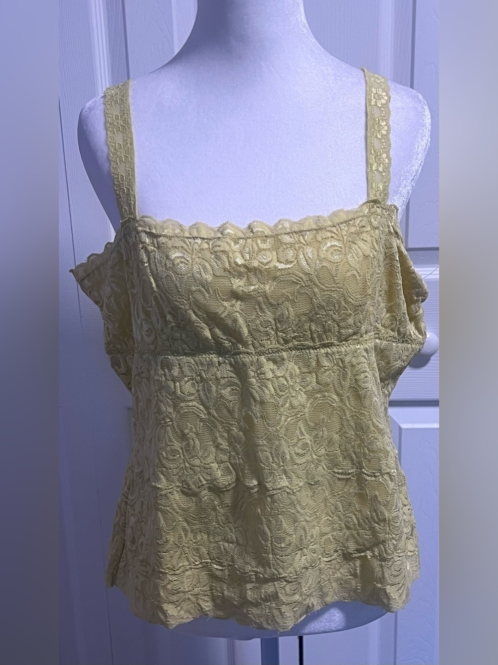 Sutton Studio Lace Camisole Top in Yellow